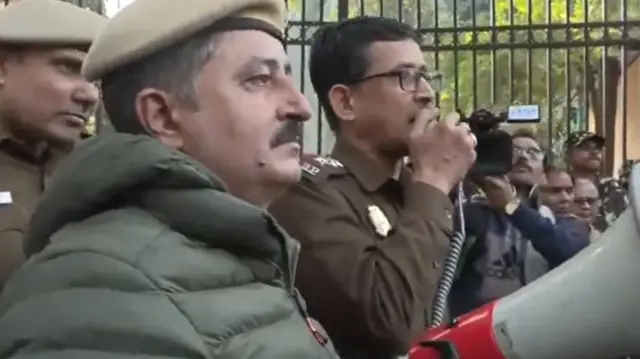 दिल्ली पुलिस