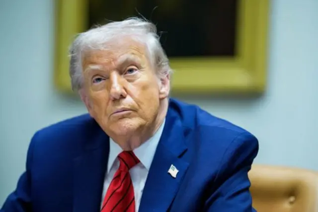 Pirezidantii US Doonaald Tiraamp