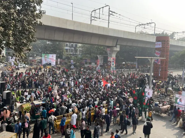 তারেক রহমান চলে যাওয়ার পর শাহবাগে ফিরে এসেছে ইনকিলাব মঞ্চের আন্দোলনকারী