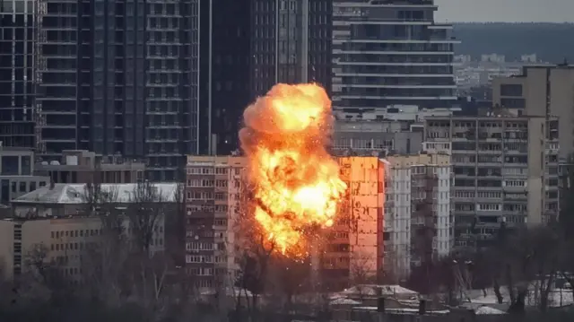 Haleellaa Raashiyaan Kiiv irratti gaggeessite