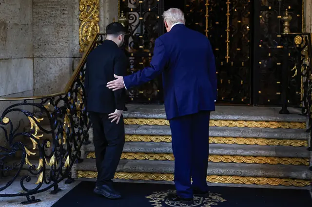 Трамп приглашает Зеленского в резиденцию Мар-а-Лаго