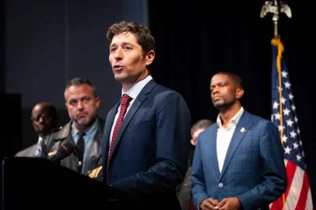 Jacob Frey iyo mas'uuliyiin kale ayaa ka hadlay xaaladda Soomaalidu wajahayaan