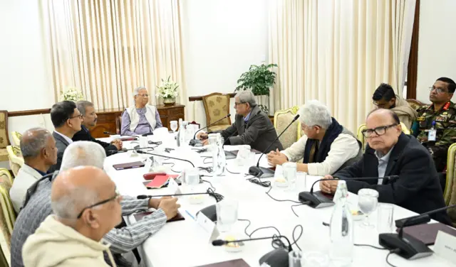 উপদেষ্টা পরিষদের বৈঠকে বিএনপির মহাসচিব মির্জা ফখরুল ইসলাম আলমগীরও উপস্থিত ছিলেন