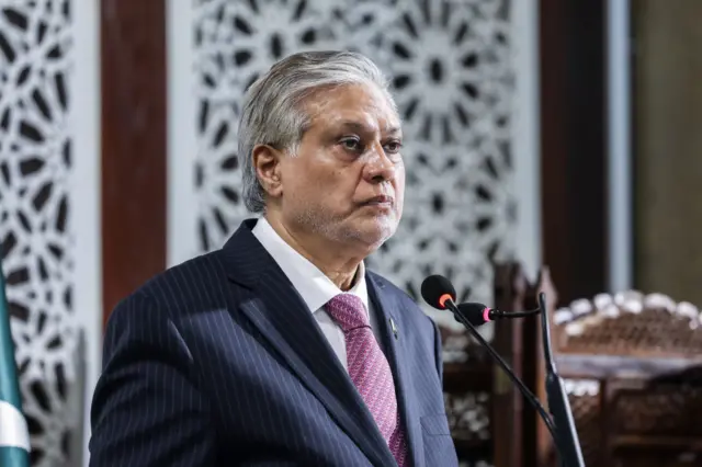পাকিস্তানের উপ-প্রধানমন্ত্রী ও পররাষ্ট্রমন্ত্রী মোহাম্মদ ইসহাক দার