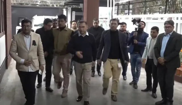 বিএনপি চেয়ারপার্সনের গুলশান কার্যালয়ে দলটির ভারপ্রাপ্ত চেয়ারম্যান তারেক রহমান