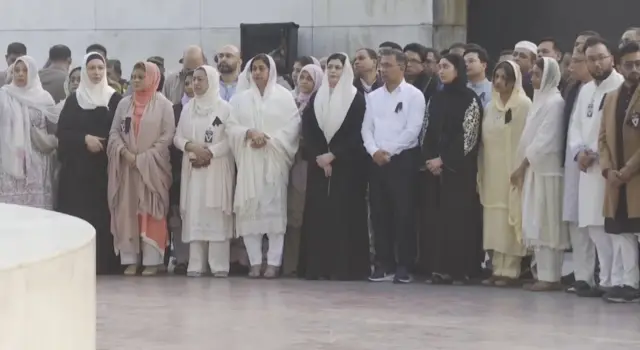 দাফনের সময় উপস্থিত ছিলেন খালেদা জিয়ার স্বজনরা