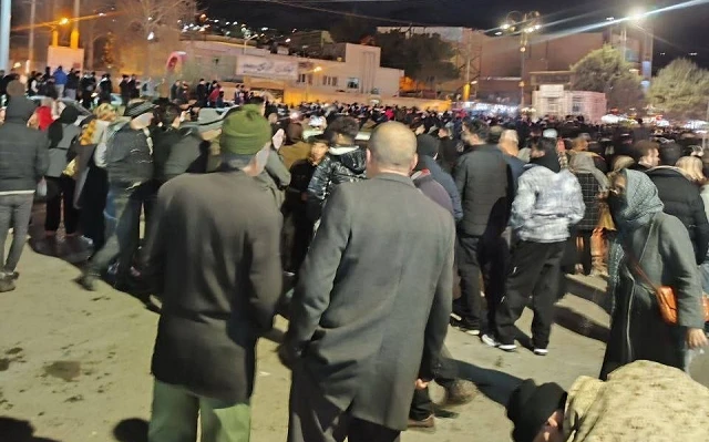 تصویر از میدان فرمانداری دورود