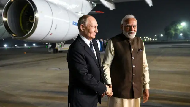 Onyeisiala Putin mba Rọshịa na Praịm Mịnịsta mba Ịndia Narendra Modi