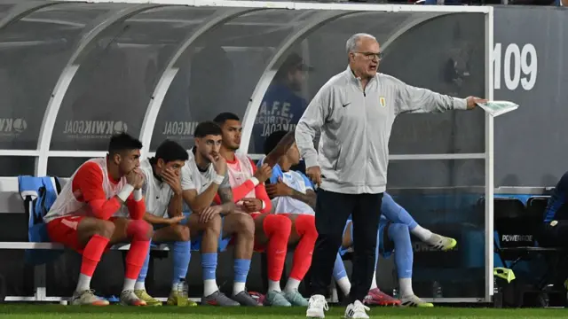 Bielsa y jugadores de Uruguay