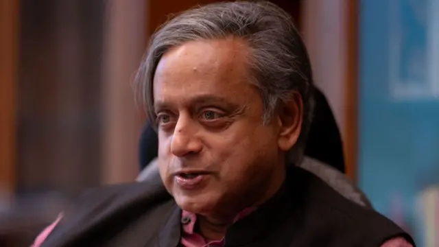शशि थरूर