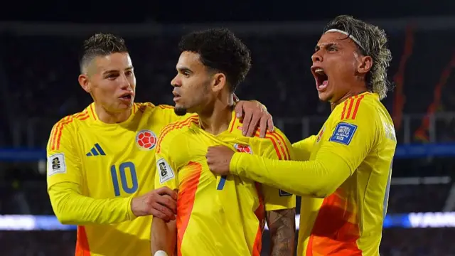 Jugadores de Colombia celebran