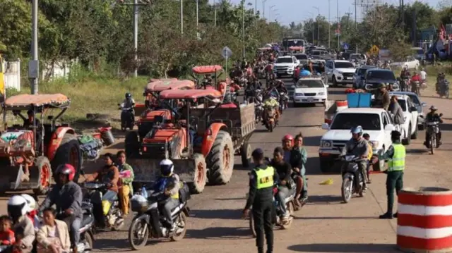 Lammiileen Kaamboodiyaa baay'een ganama kana bulchiinsa daangaa irraa baqatan