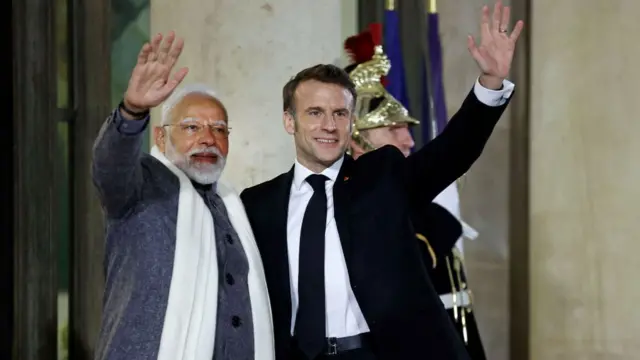 प्रधानमंत्री मोदी के साथ राष्ट्रपति मैक्रों