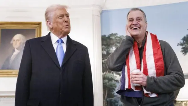 डोनाल्ड ट्रंप