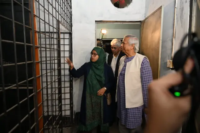 ‘আয়নাঘর’ পরিদর্শন করেছেন প্রধান উপদেষ্টা