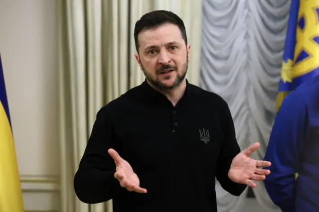 Onyeisiala mba Yukren bụ Volodymyr Zelensky