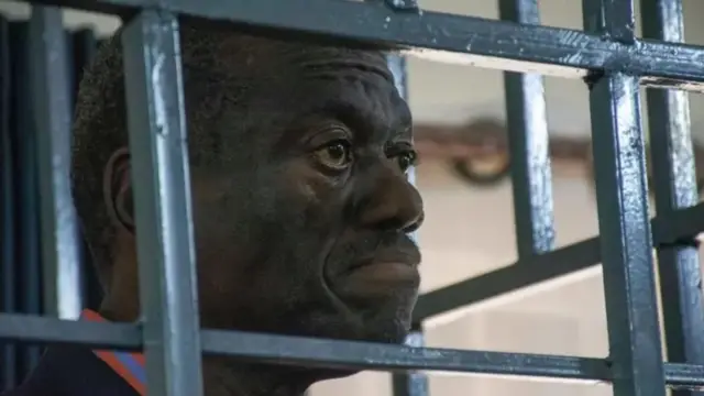 Kizza Besigye