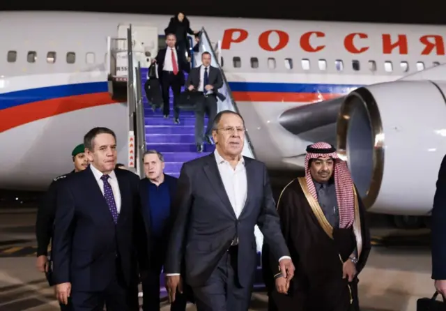 Глава МИД России Сергей Лавров прилетел на переговоры в Эр-Рияд