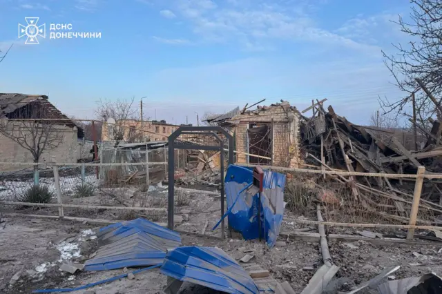 Спасатели опубликовали фото разрушенного при ударе дома