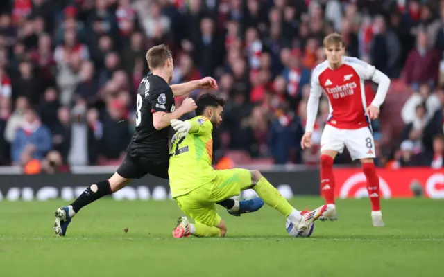 Etu otu egwu bọọlụ West Ham siri merie Arsenal