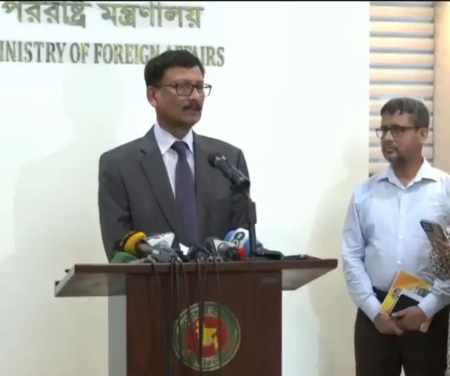 সোমবার সাংবাদিকদের ব্রিফিং করেন পররাষ্ট্র উপদেষ্টা মো. তৌহিদ হোসেন