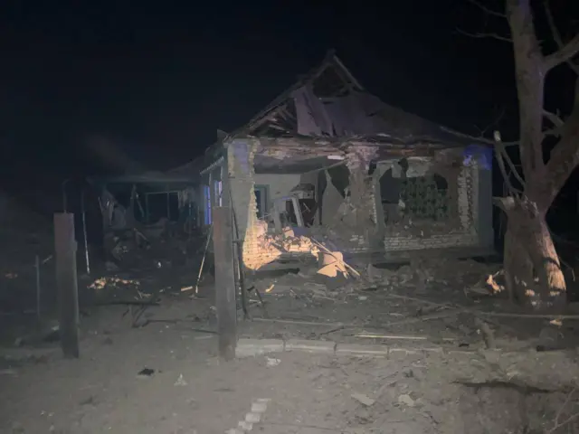 Поврежденный частный дом в Киевской области