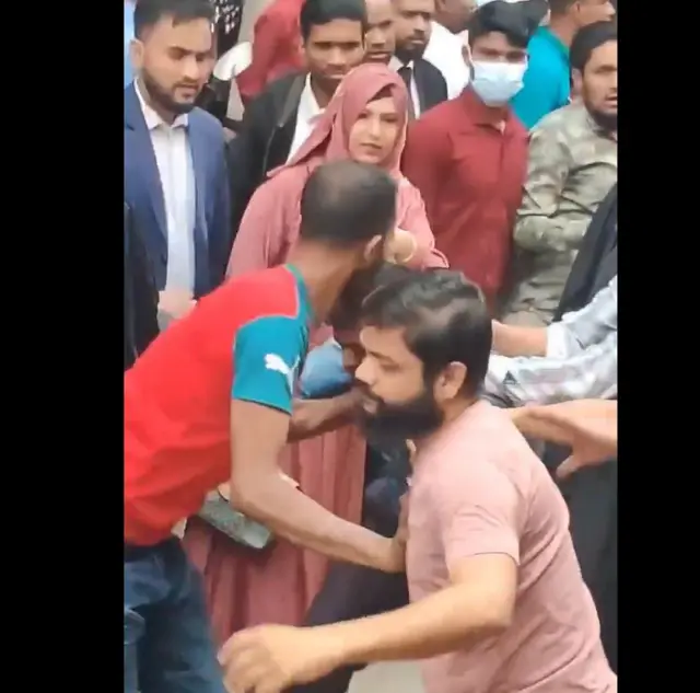 আসামি ছিনতাই