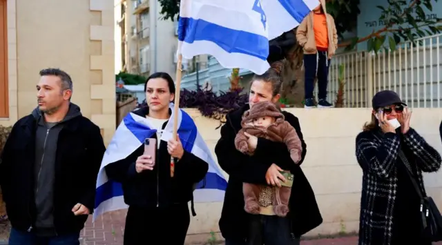 Mgbe ndị Izrel mere olili ozu Shiri, Ariel na Kfir Bibas bụ ndị Hamas bulatara ozu ha n’izu garaaga