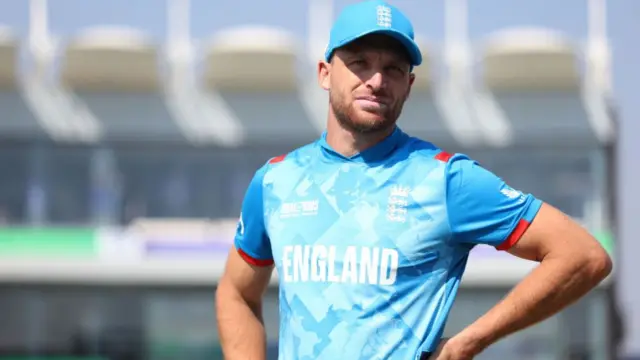 जोस बटलर ने व्हाइट बॉल क्रिकेट में इंग्लैंड टीम की कप्तानी छोड़ दी है