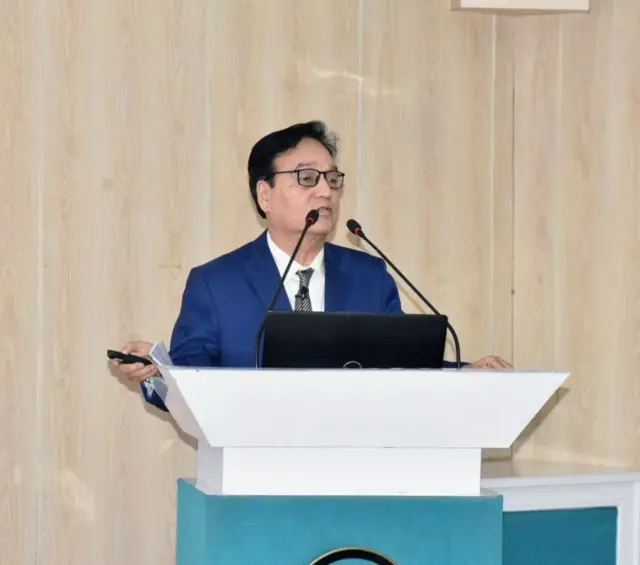 মোখলেস উর রহমান