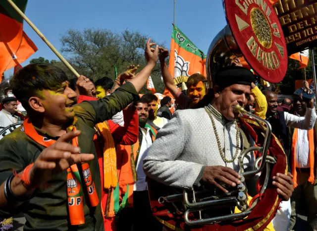 આમ આદમી પાર્ટી, ભાજપ, બીબીસી ગુજરાતી