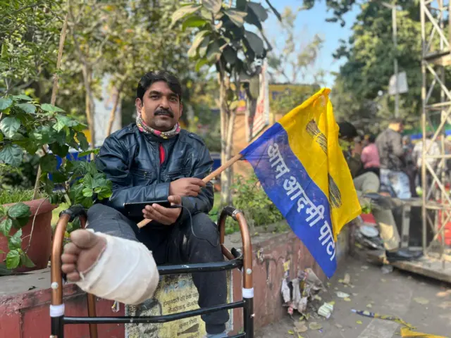 पुण्याचा 'आम आदमी' म्हणतो...