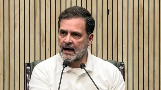 राहुल गांधी