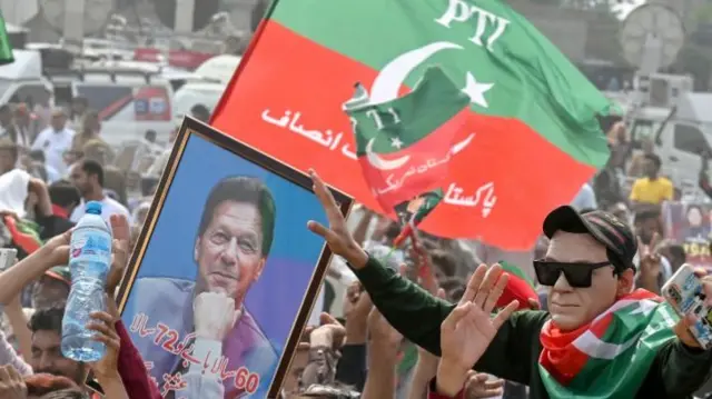 پی ٹی آئی