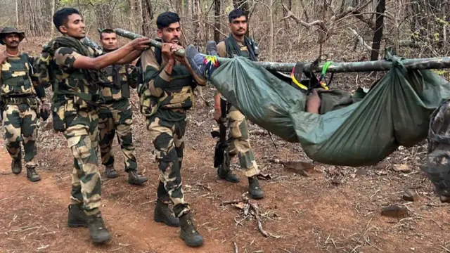 माओवादियों और पुलिस के बीच मुठभेड़.