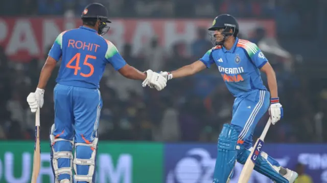 रोहित शर्मा और शुभमन गिल