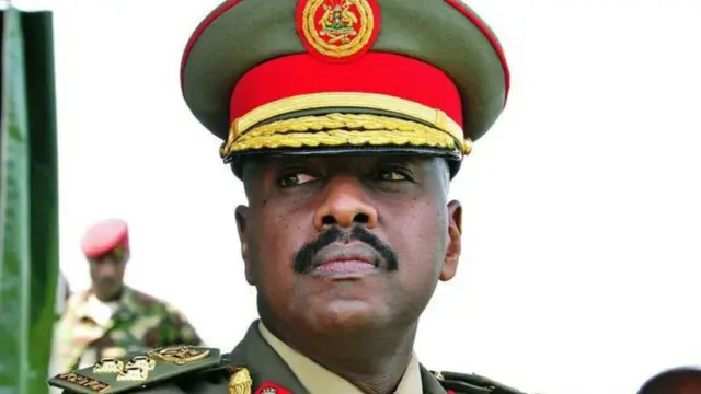Onyeisi ndịagha mba Uganda bụ Gen Muhoozi Kainerugaba kwuru na Uganda ezigala ndịagha na Saụt Sudan