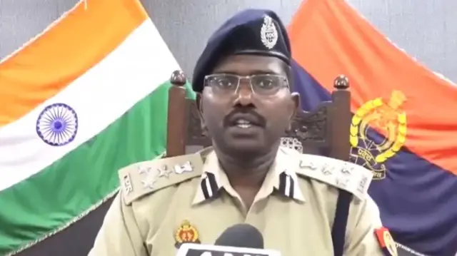 उत्तर प्रदेश के शाहजहांपुर में होली के दिन लोगों पर लाठीचार्ज