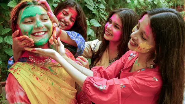 होली का त्यौहार