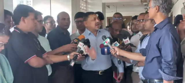 স্বরাষ্ট্র মন্ত্রণালয়ের সিনিয়র সচিব নাসিমুল গনি।