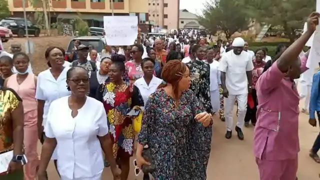 Ndị nọọsụ na-eme ngagharịiwe n'Ebonyi steeti