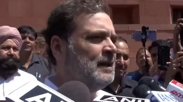 राहुल गांधी