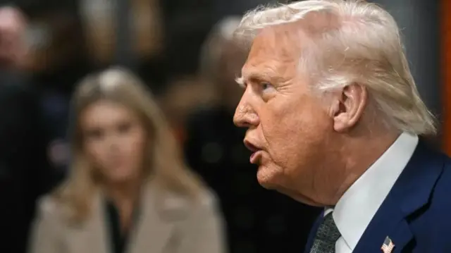 Onyeisiala mba Amerịka bụ Donald Trump