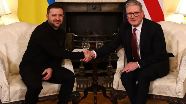 ब्रिटेन के पीएम स्टार्मर ने कहा है कि हम मिलकर युद्ध रोकने की योजना पर काम करेंगे