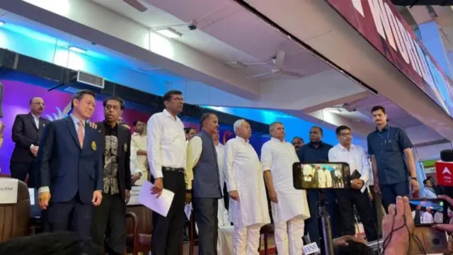 नीतीश कुमार