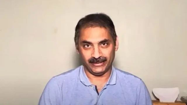 صحافی احمد نورانی کے اہلخانہ کا دعویٰ ہے کہ اسلام آباد میں ان کی رہائش گاہ پر مبینہ طور پر 'حملہ' کر کے احمد کے دو بھائیوں کو اغوا کیا گیا ہے