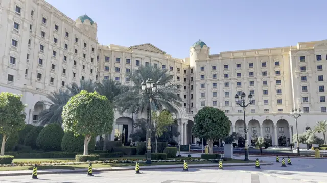 Отель The Ritz-Carlton, где пройдут переговоры делегаций России и США по урегулированию украинского конфликта