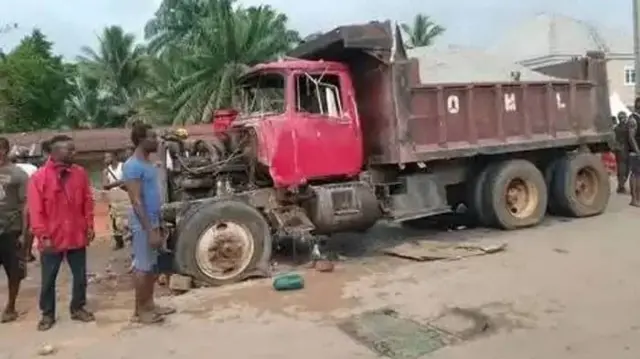 Ụgbọala Tipa kugburu nwata akwụkwọ