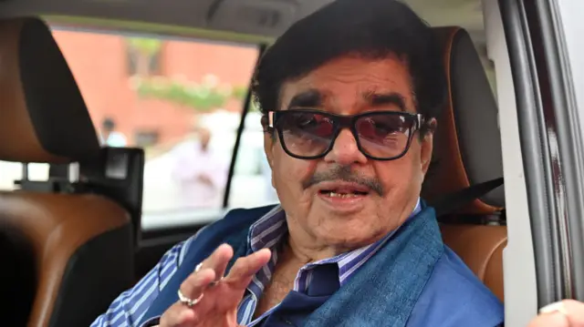 शत्रुघ्न सिन्हा