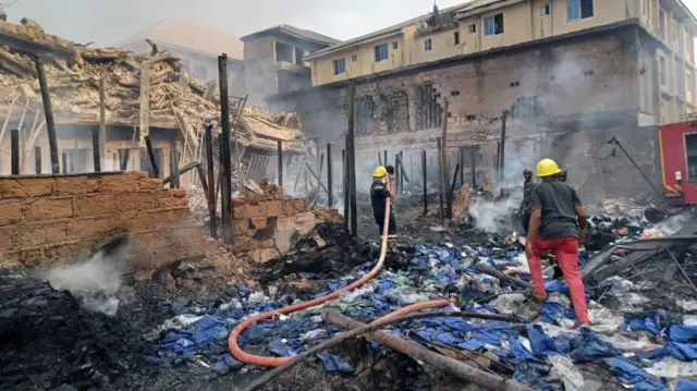 Otu ọnye hụrụ oge ọkụ malitere bụ Chioma Nweke, gwara BBC Igbo na ọkụ ahụ malitere oge ọ kụrụ elekere anọ ụtụtụ (4am).